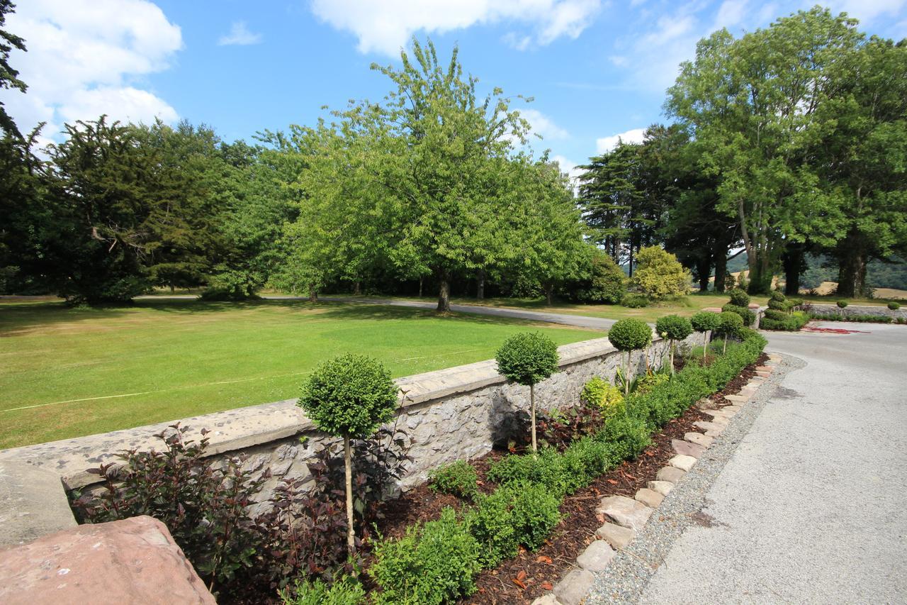 Caer Rhun Hall Hotel Conwy Luaran gambar